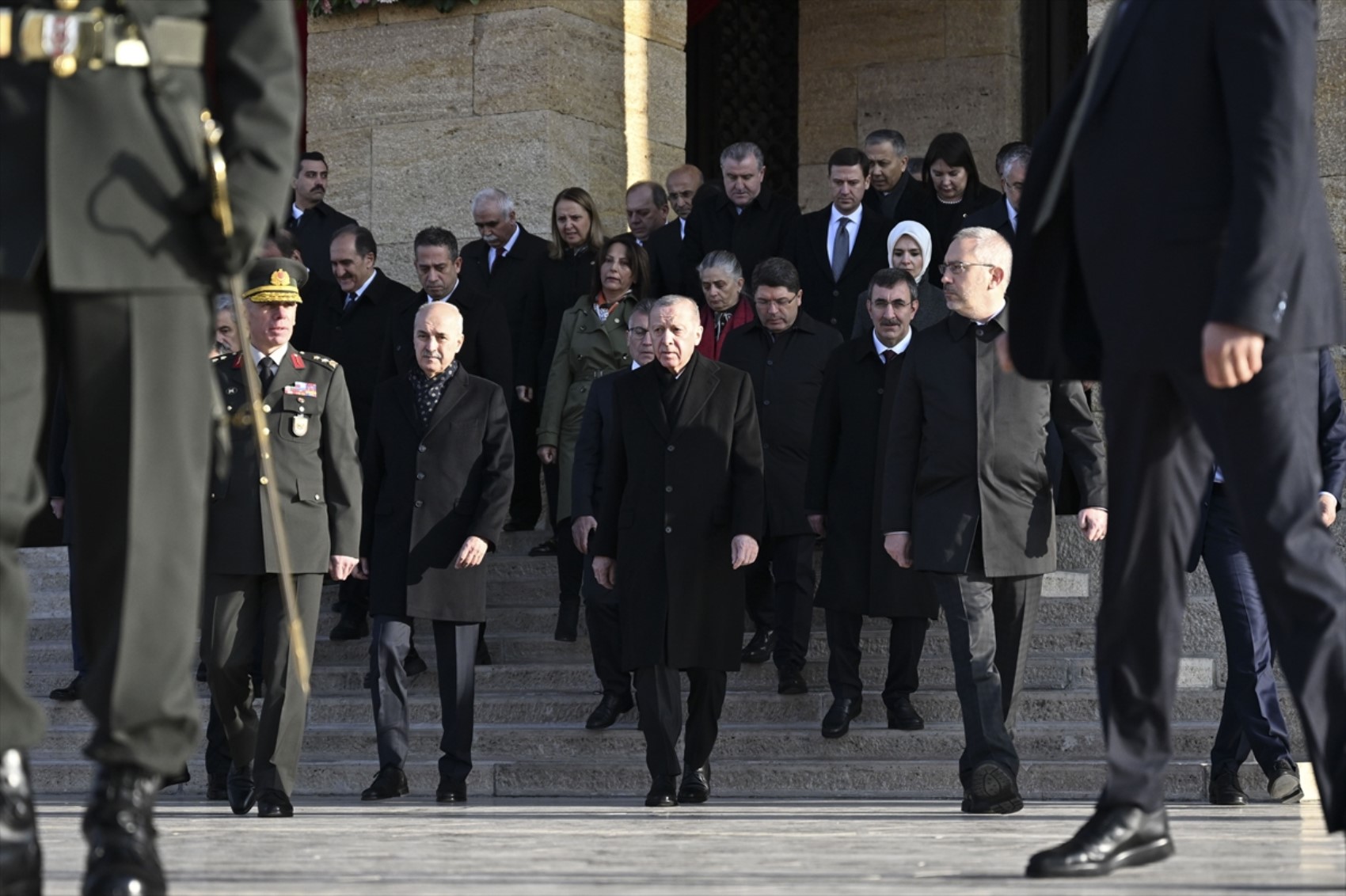 La reazione di İsmail Küçükkaya a Erdoğan per Anıtkabir: 