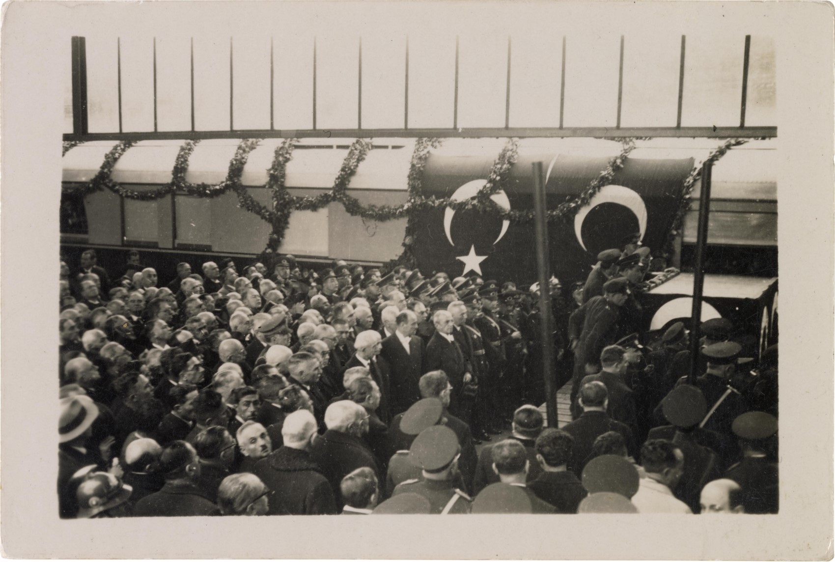 Salt, 10 Kasım arşivini çevrimiçi erişime açtı: Atatürk'ün vefatı ve sonrasına dair fotoğraflar yayında