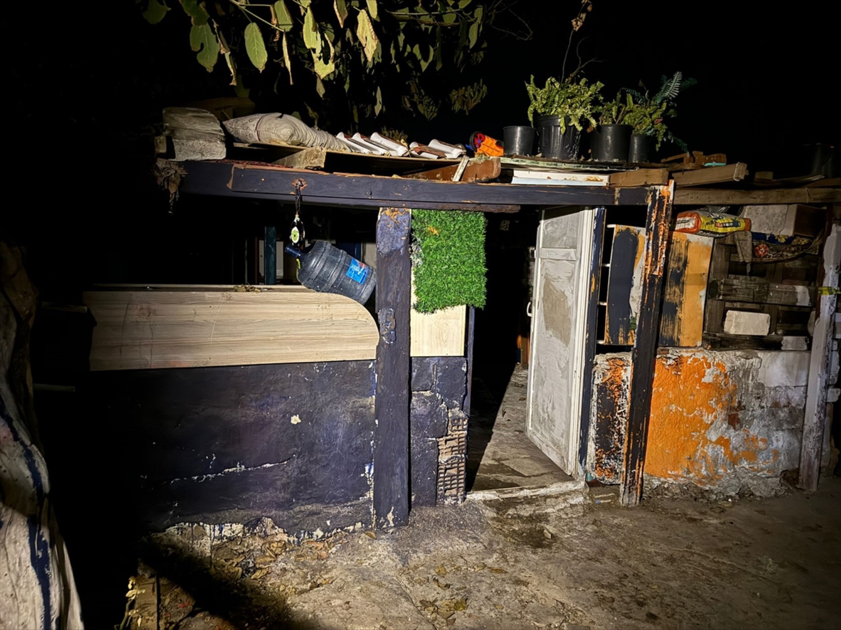 İzmir'de elektrik sobası faciası: 5 kardeş hayatını kaybetti