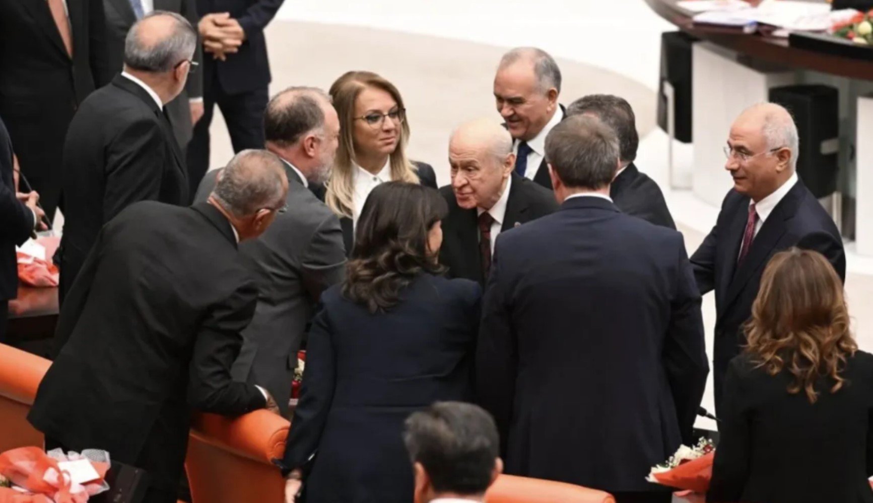 Optimar Araştırma: Bahçeli’nin DEM Parti ile tokalaşması halkı ikiye böldü!