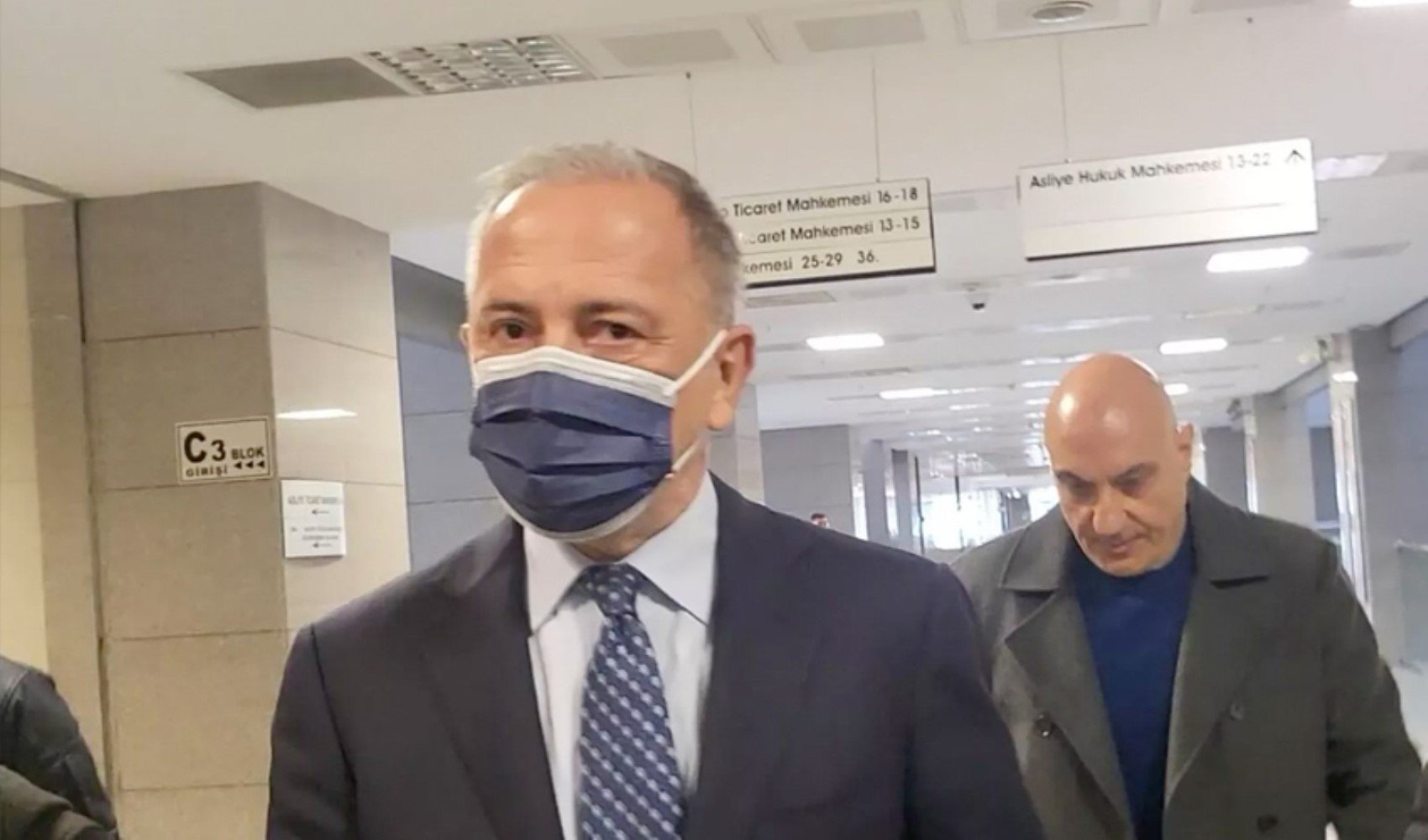 Fatih Altaylı'dan Serdar Ortaç ve Mehmet Ali Erbil yorumu: 'Bunlar olmadan operasyon olmuyor'