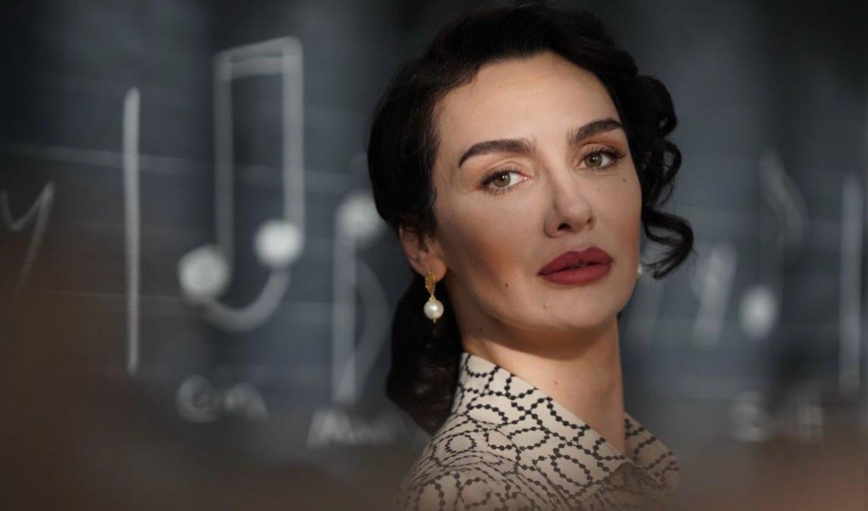 Birce Akalay “Yılın Oyuncusu” ödülünün sahibi oldu!