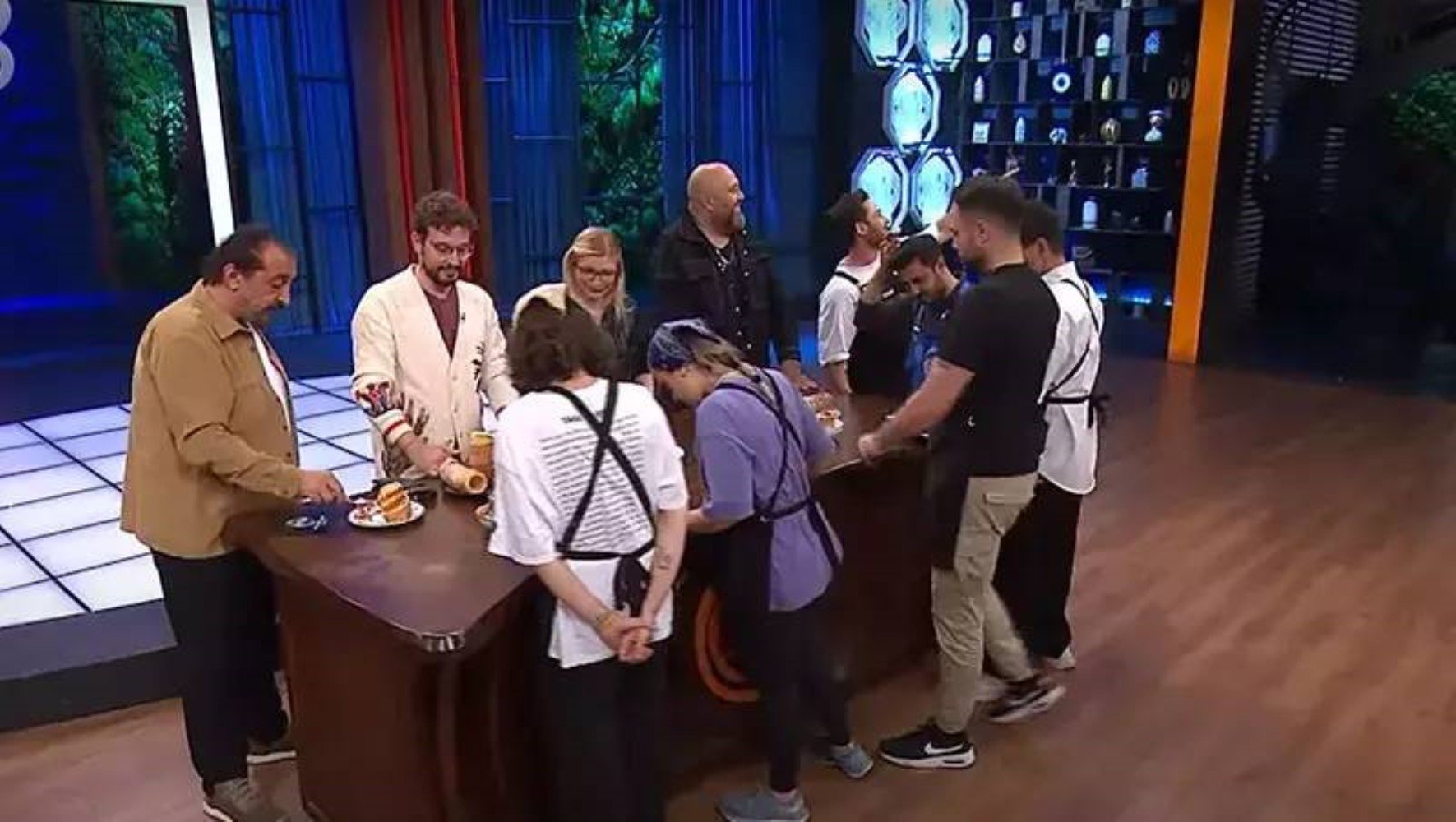 MasterChef dokunulmazlık oyununu kim kazandı? MasterChef 12 Kasım 2024 eleme adayı hangi isim oldu? Haftanın ilk potaya giden ismi kim?