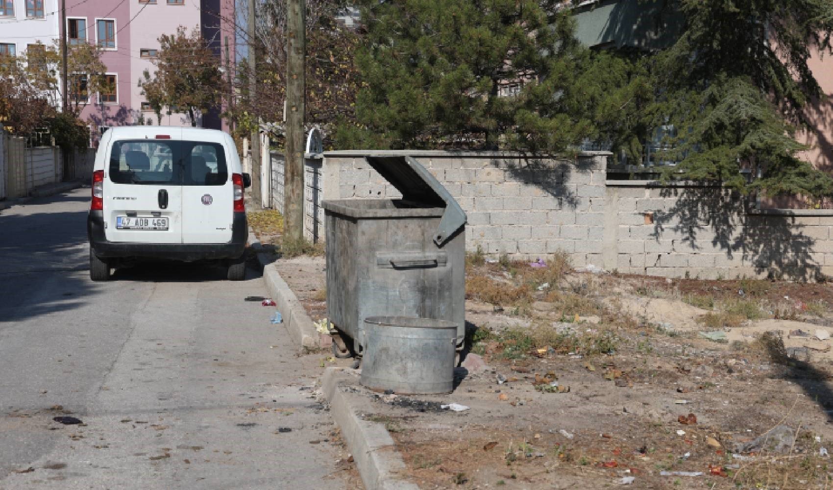 Çöp konteynerinde yeni doğmuş bebek bulundu