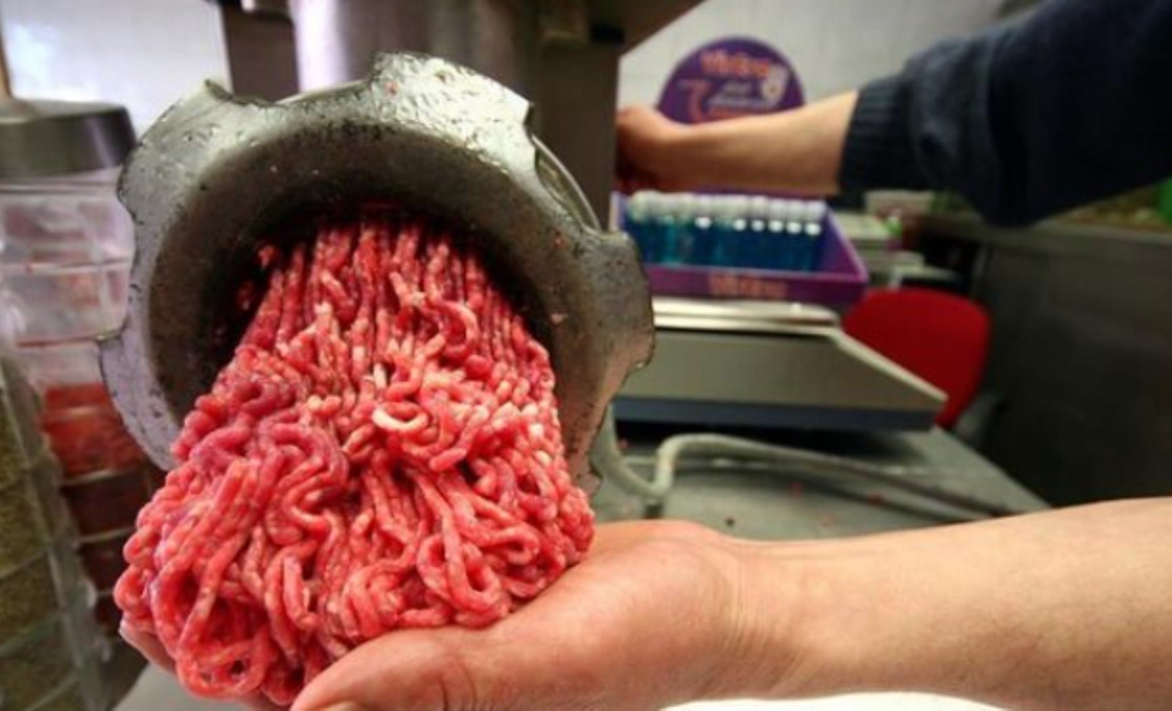 Il Ministero ha pubblicato la nuova lista! Attenzione ai residenti in quella provincia: potreste aver mangiato carne di pollame al posto del macinato...