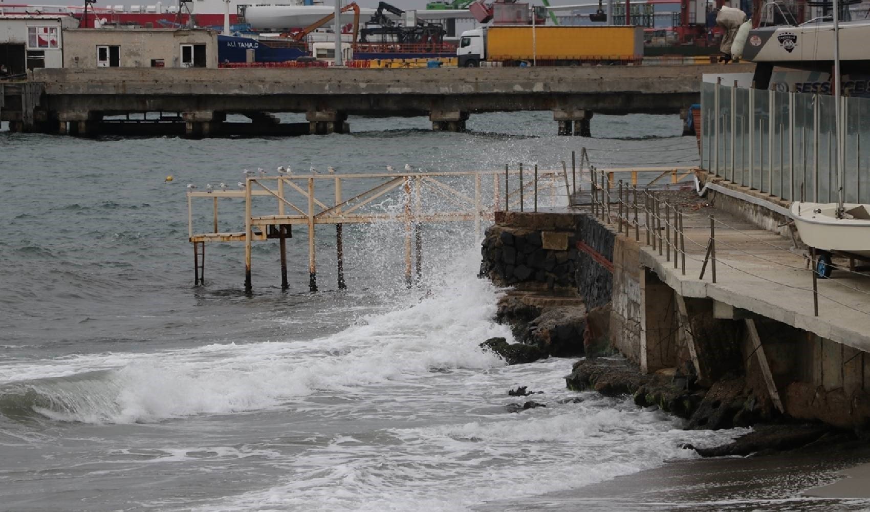 Tekirdağ'da balıkçılara poyraz engeli