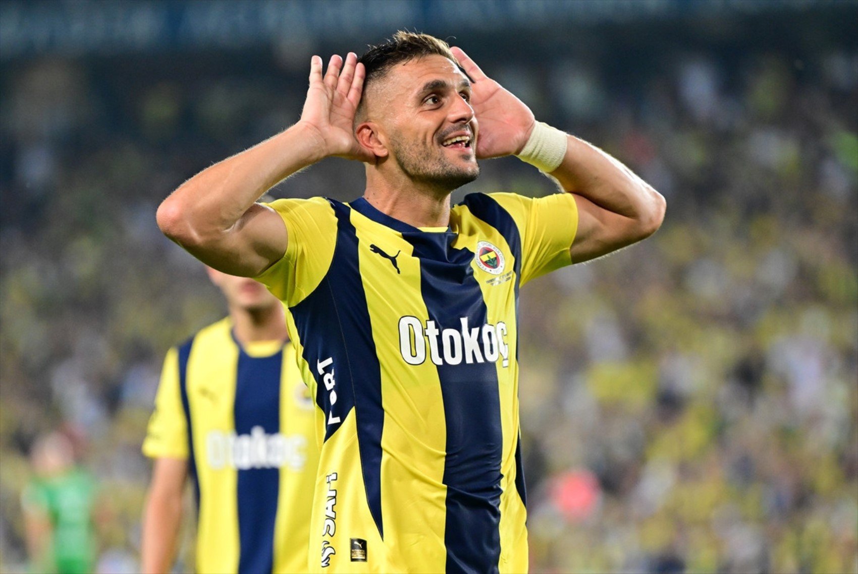 Fenerbahçe'den Dusan Tadic'e yeni sözleşme! Yıllık ne kadar teklif edildi?