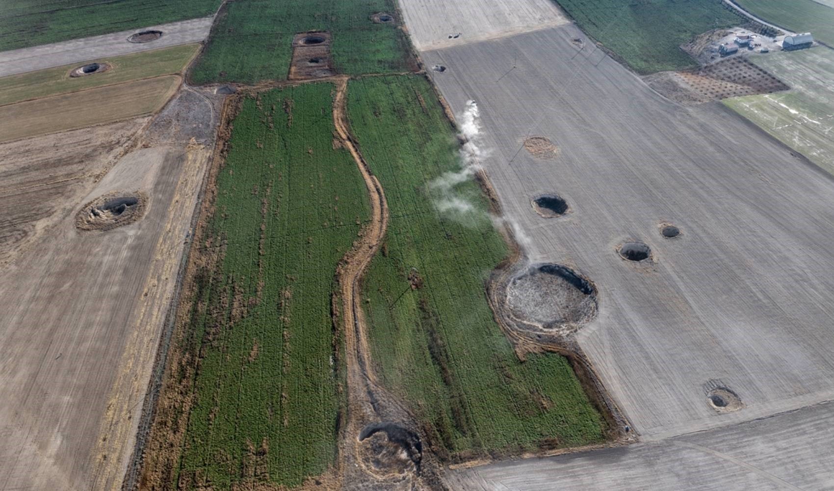 Konya'da 8 obruklu tarlada zorlu hububat ekimi tamamlandı