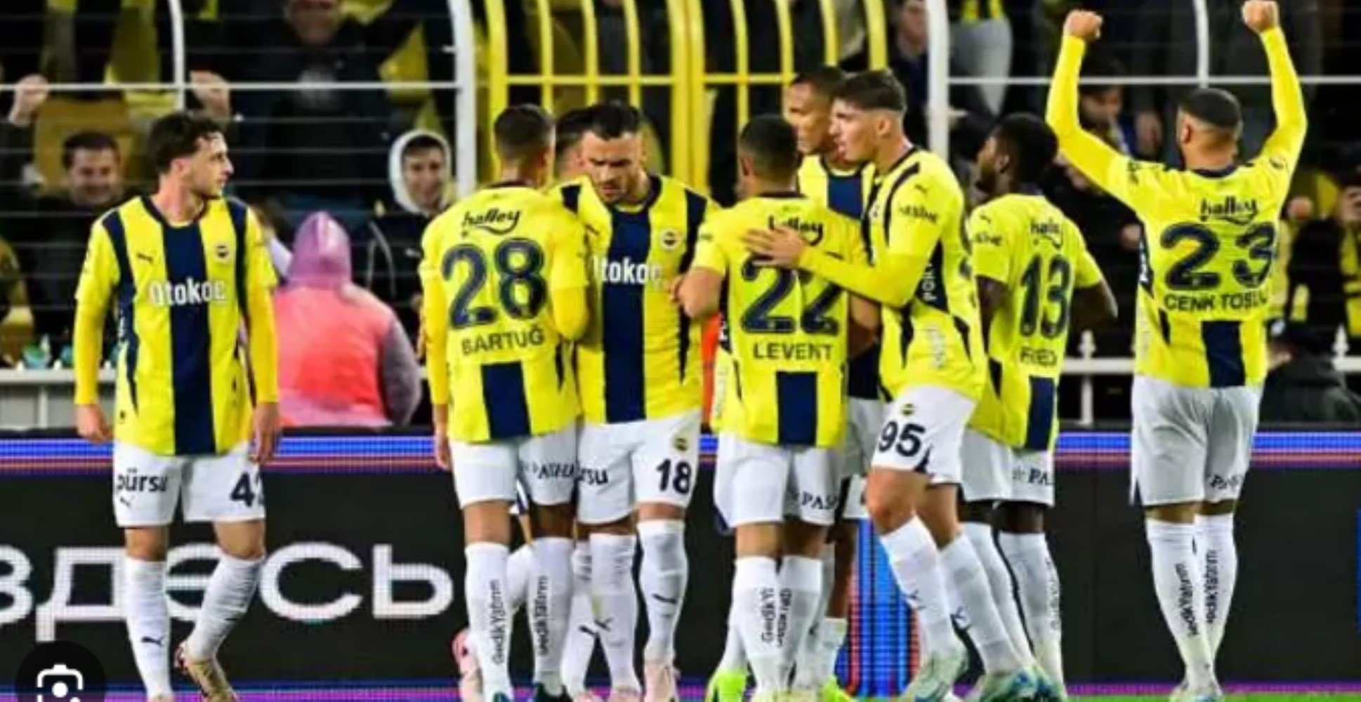 15 Kasım Cuma reyting sonuçları belli oldu: Kızılcık Şerbeti mi? Yalı Çapkını mı? Fenerbahçe- Zenit futbol maçı mı? Zirvede hangi yapım yer aldı?