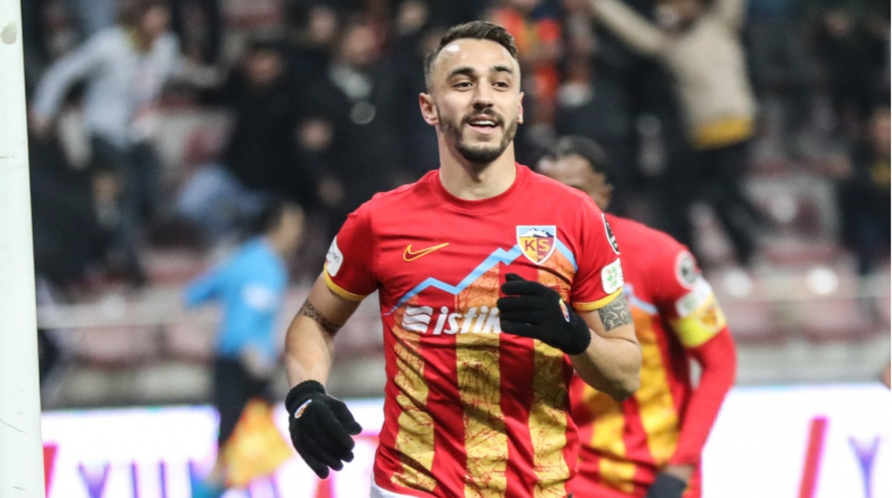 Kayserispor'da oynayan Gökhan Sazdağı A Milli Takım aday kadrosuna girdi! Gökhan Sazdağı kimdir?