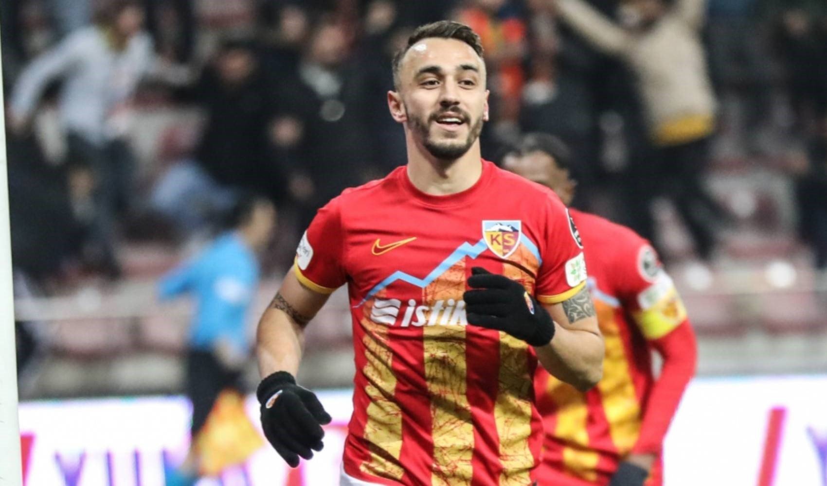 Kayserispor'da oynayan Gökhan Sazdağı A Milli Takım aday kadrosuna girdi! Gökhan Sazdağı kimdir?