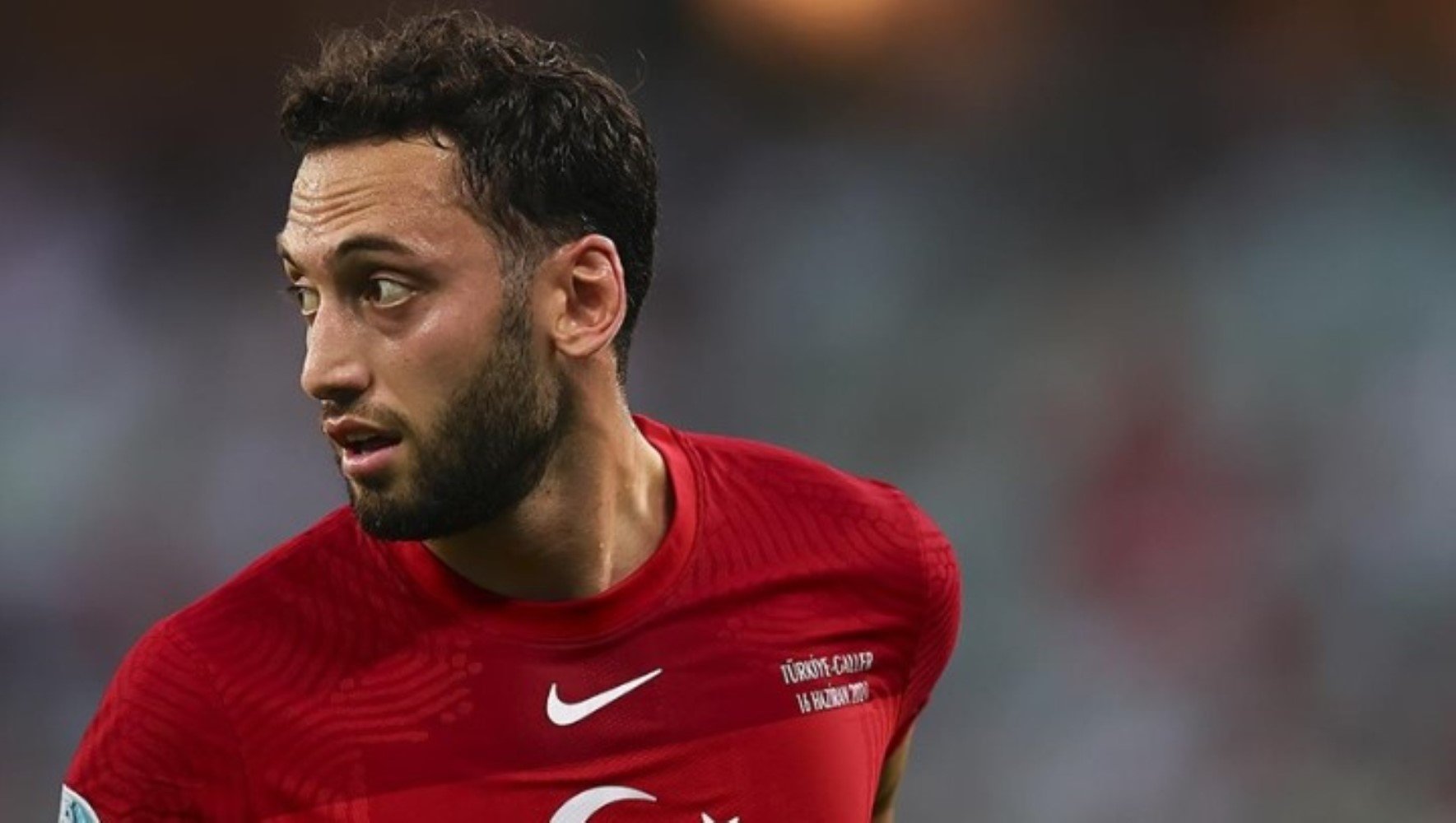 Hakan Çalhanoğlu'dan Karadağ maçına dair resmi açıklama