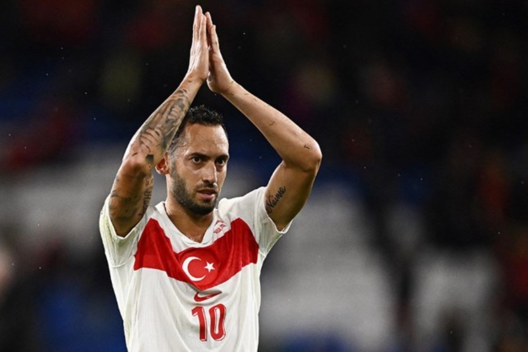 Hakan Çalhanoğlu'dan Karadağ maçına dair resmi açıklama