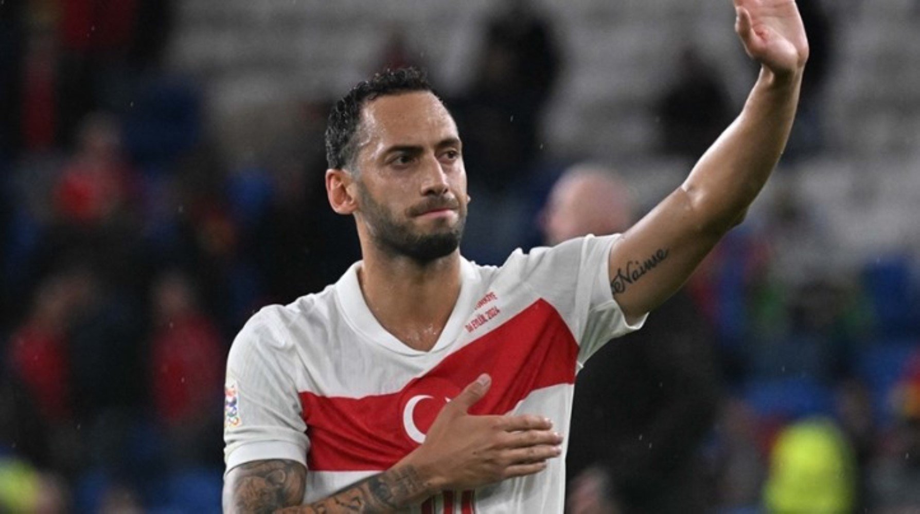 Hakan Çalhanoğlu'dan Karadağ maçına dair resmi açıklama