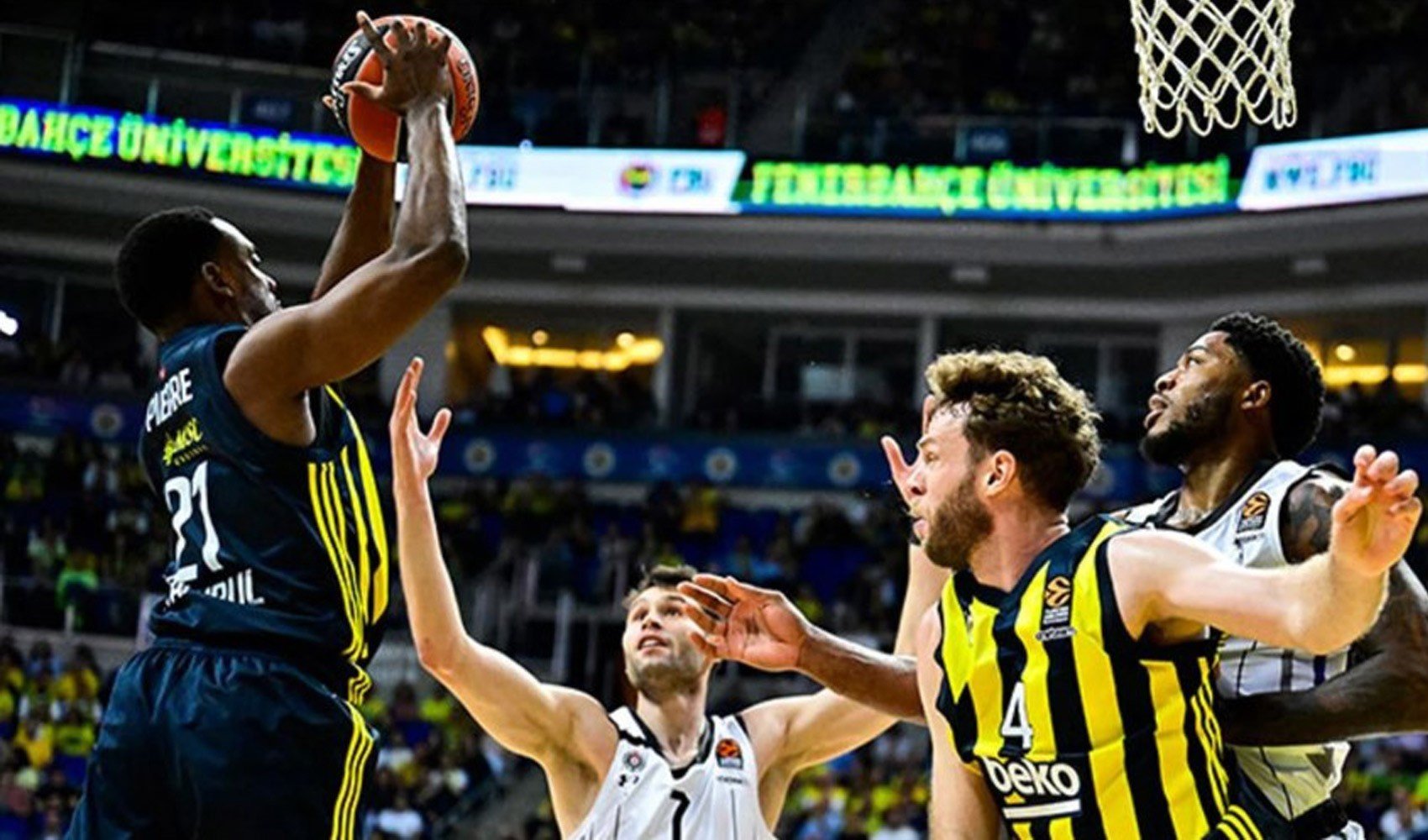 Fenerbahçe Beko, Sırbistan ekibi Partizan'ı mağlup etti