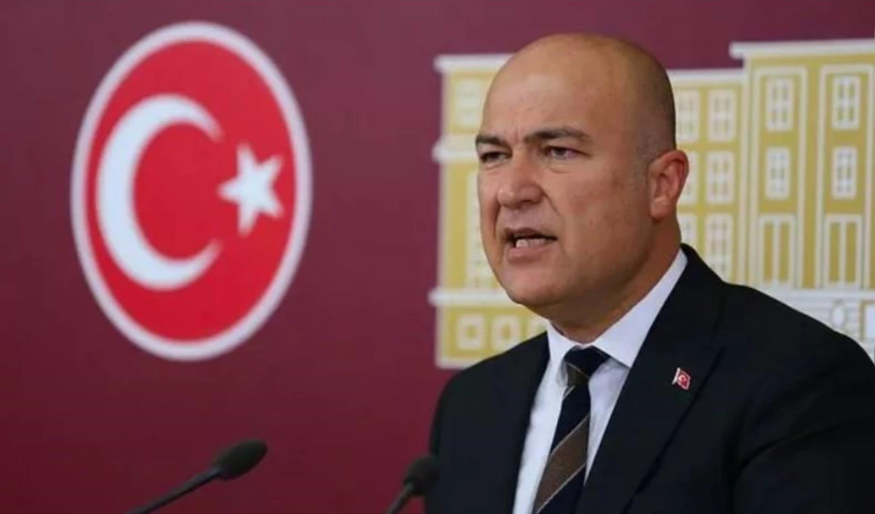 CHP'li Murat Bakan 12punto'ya konuştu: 'Ekrem bey iktidarın yutabileceği kadar küçük bir lokma değil'