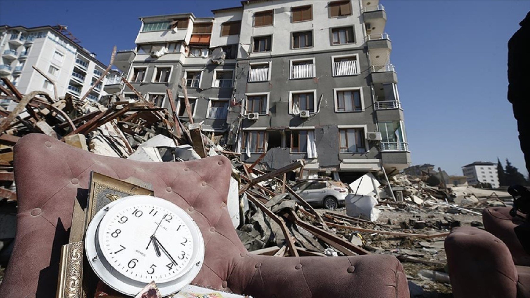 Uzman isimden İstanbul depremi uyarısı: 'Türkiye altında kalabilir'