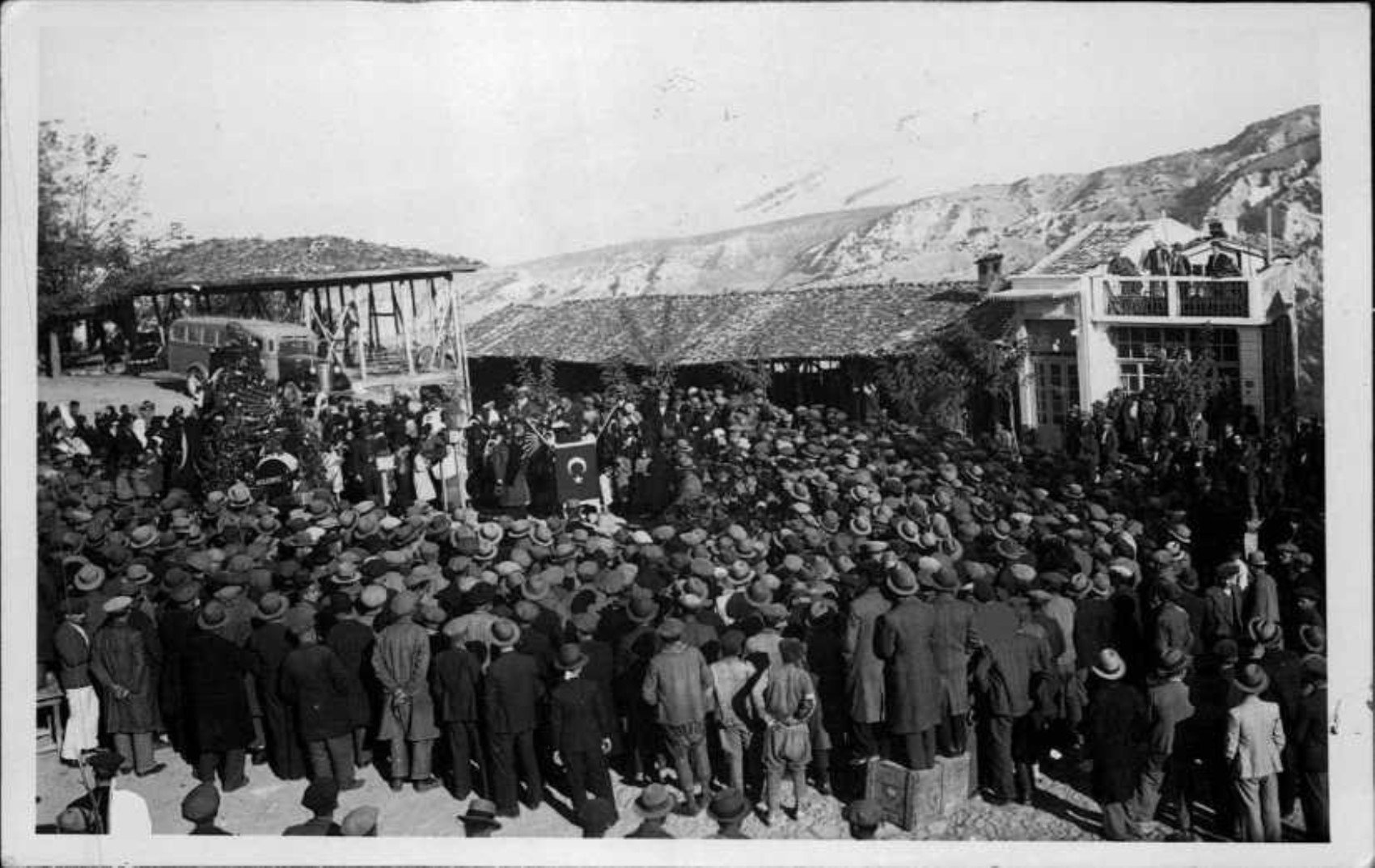 Atatürk için 21 Kasım 1938'de yapılan resmi cenaze töreninin fotoğrafları: İlk kez ortaya çıktı