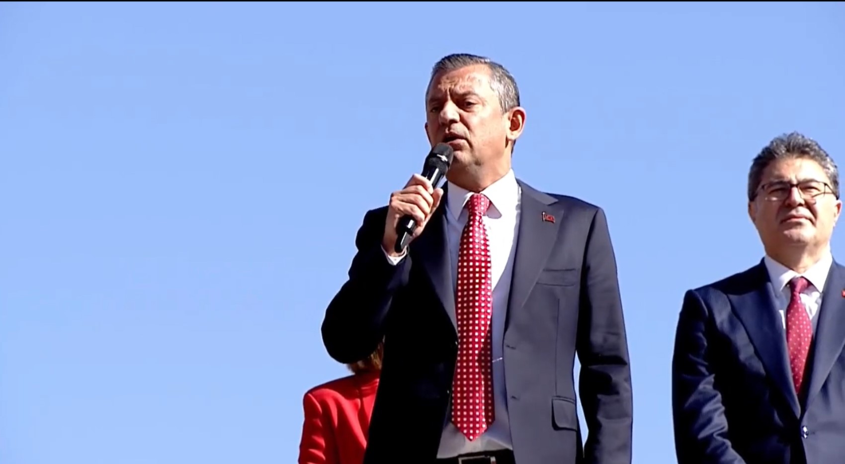 Teğmenlere soruşturmanın nedeni CHP lideri Özgür Özel mi? 'Tayyip Bey'le benim aramda'