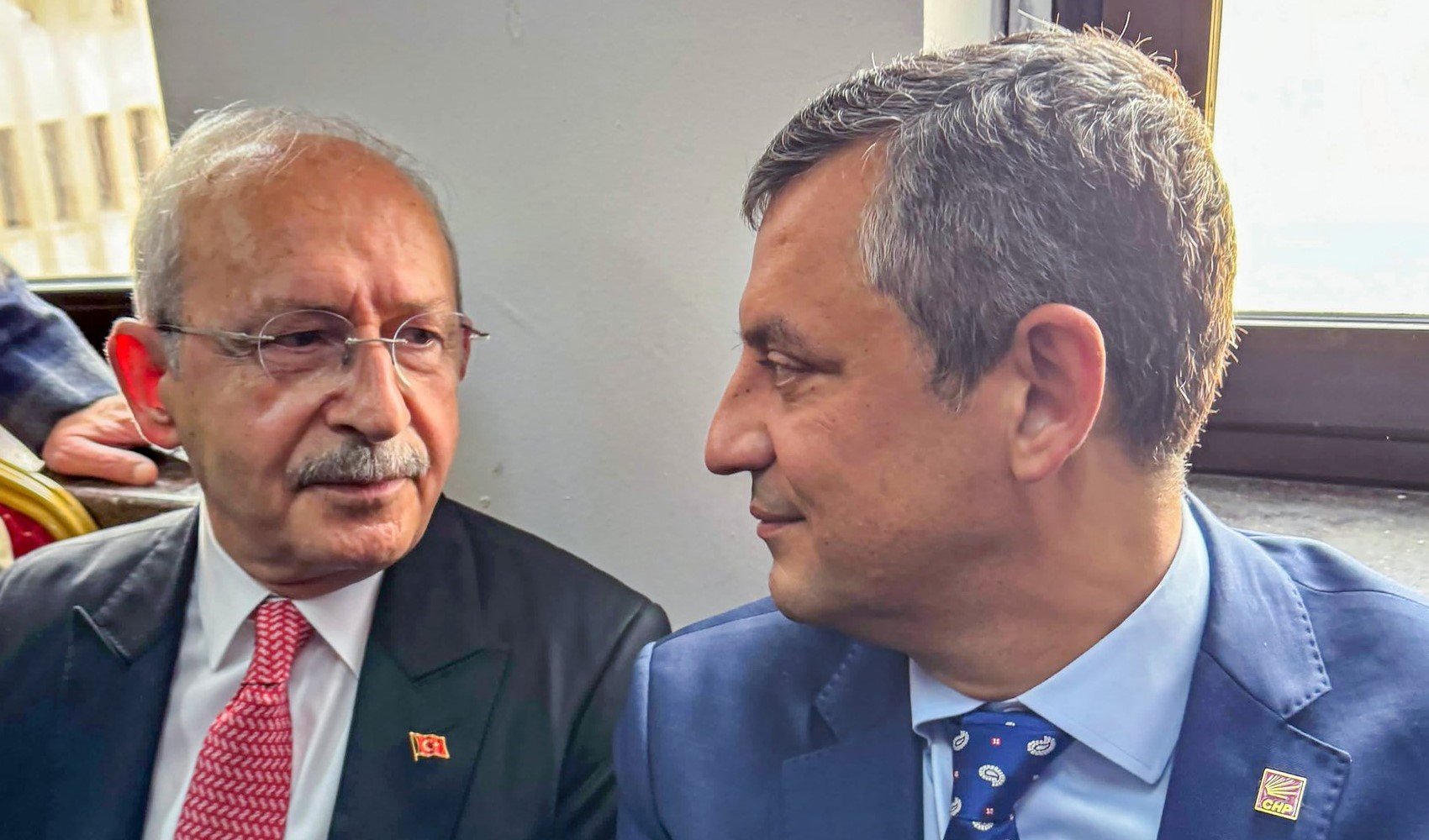 Özgür Özel'den 'Kılıçdaroğlu' Paylaşımı: 'Her zaman doğru tarafta duracağız'