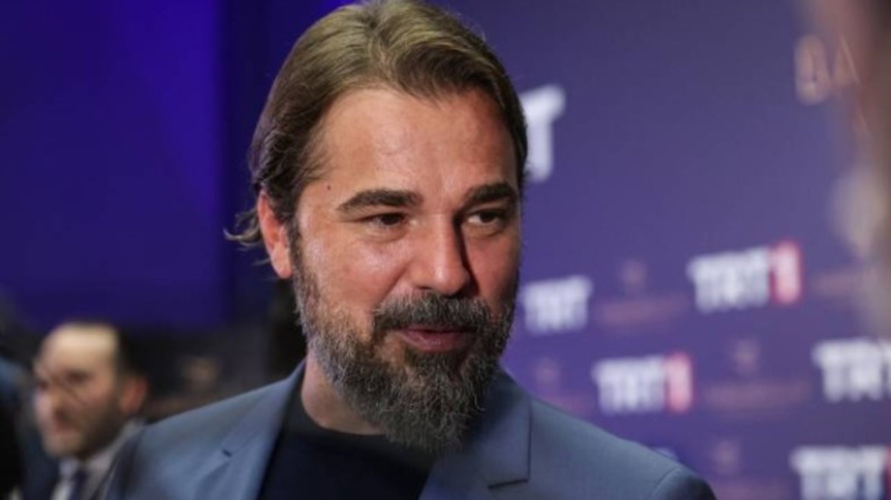 Engin Altan Düzyatan truffato spacciandosi per il comune