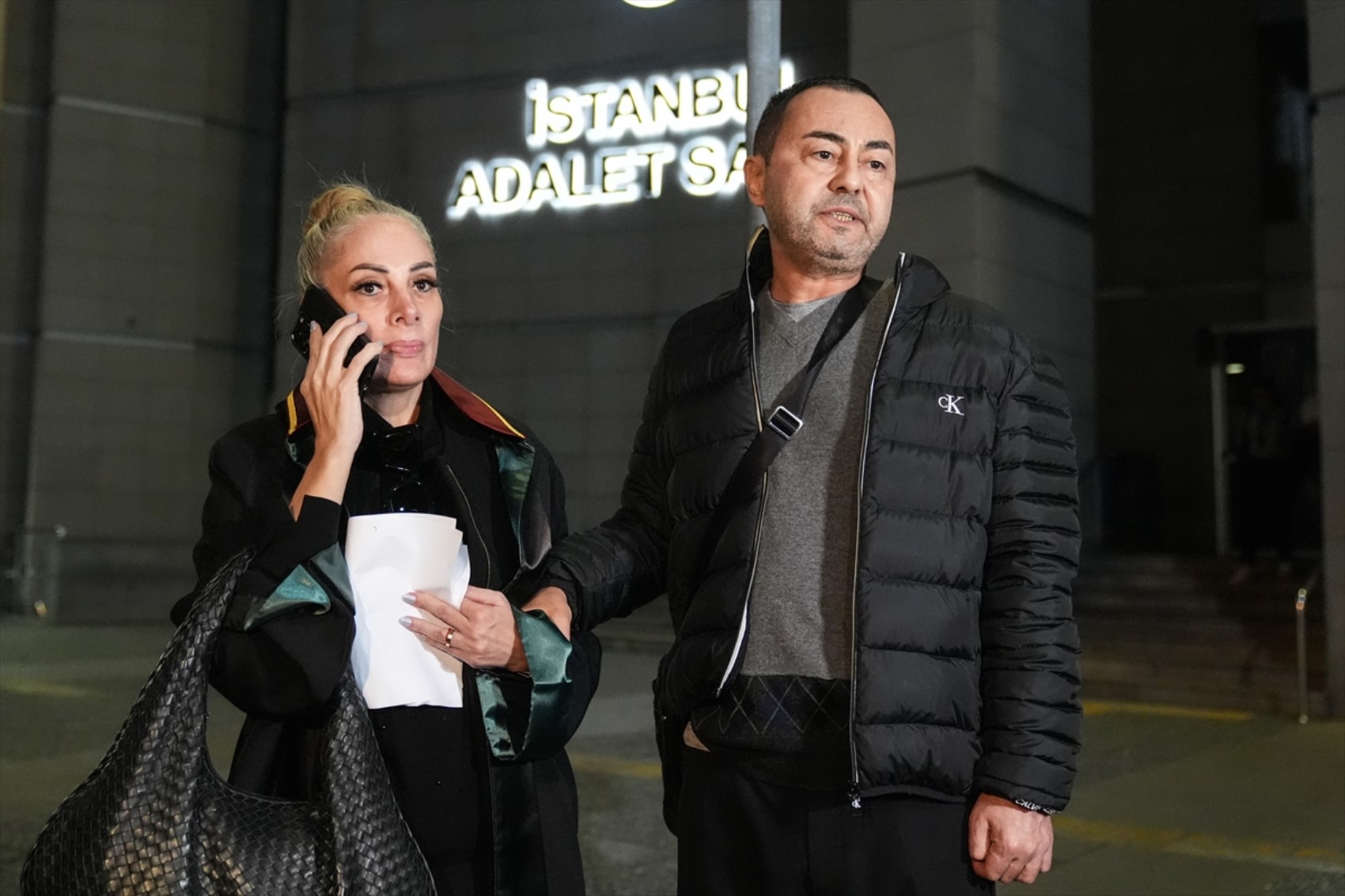 Serdar Ortaç, ev hapsinde geçirdiği zamanı sosyal medyada paylaşıyor