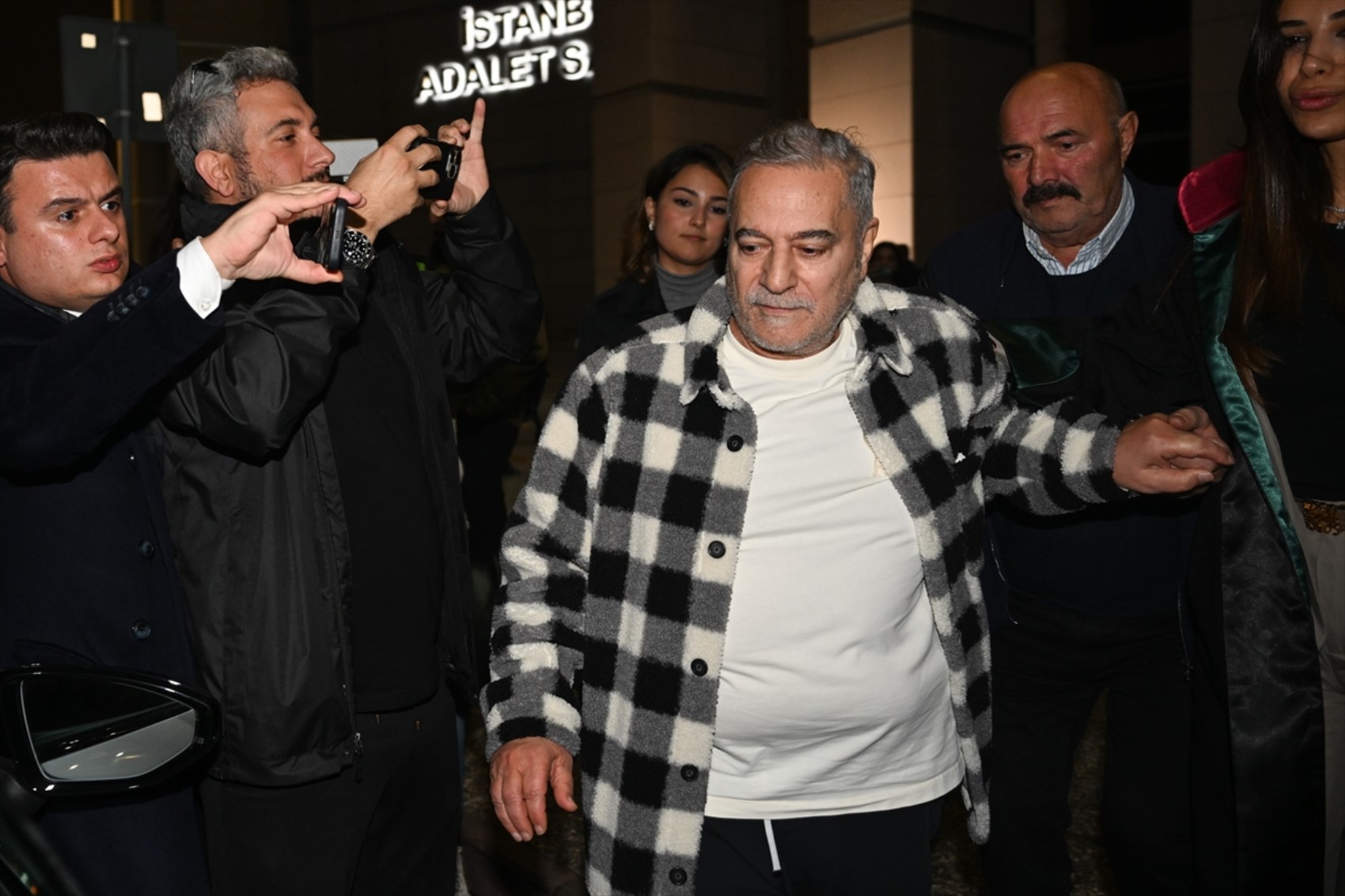 Mehmet Ali Erbil ve Serdar Ortaç'ın hakim karşısına çıkacakları tarih belli oldu