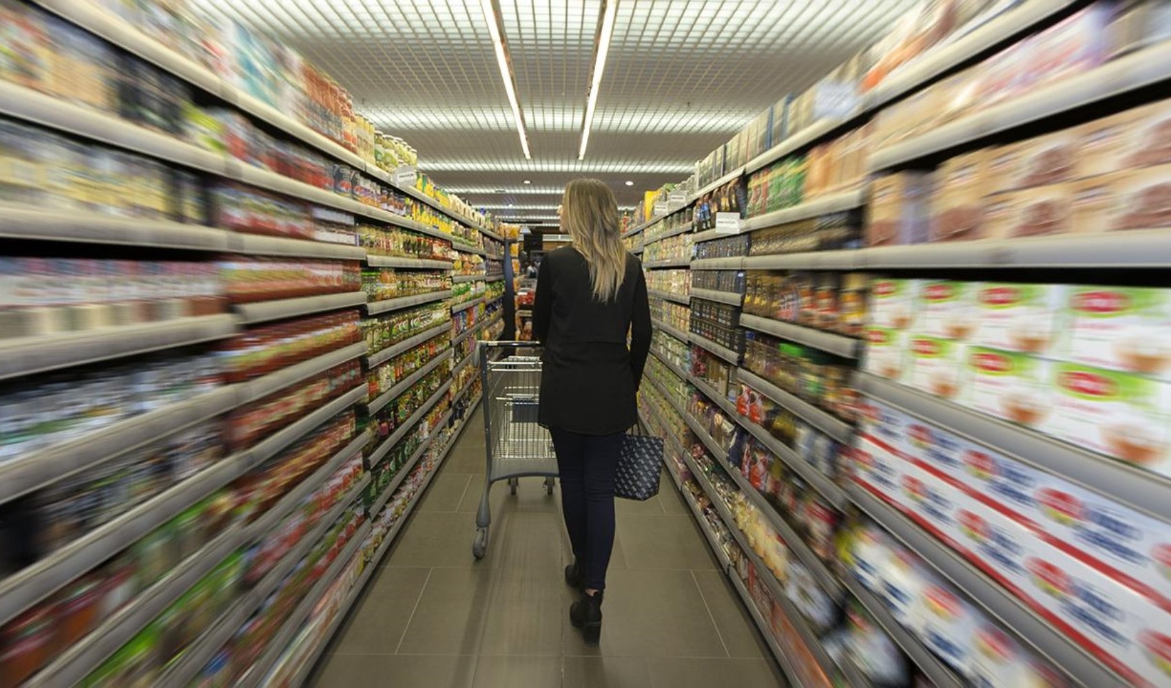 I prezzi dei prodotti alimentari aumentano ininterrottamente da 54 mesi: +6,9% a novembre