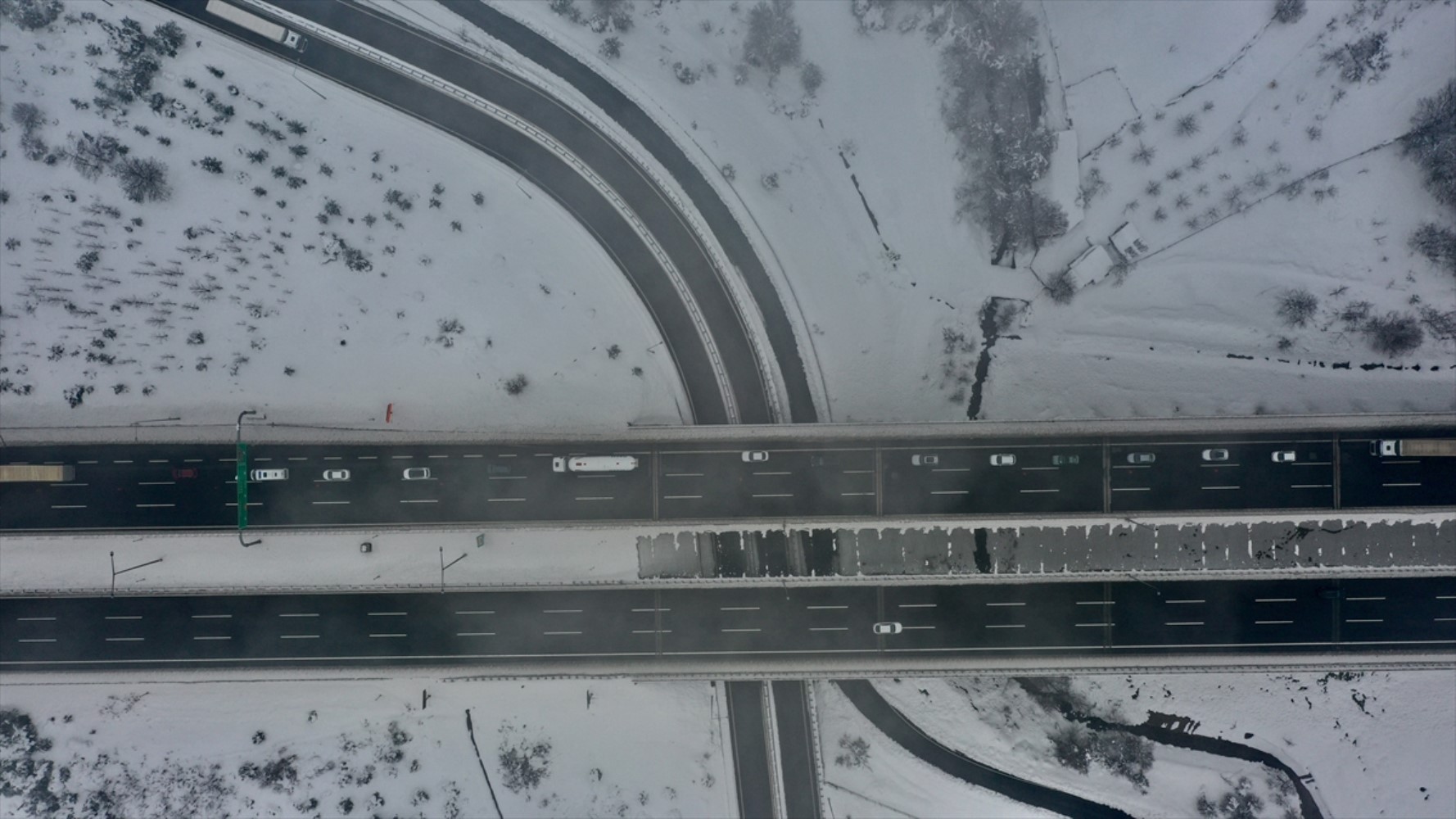 Autostrada chiusa sul Monte Bolu a causa dei lavori di sgombero neve