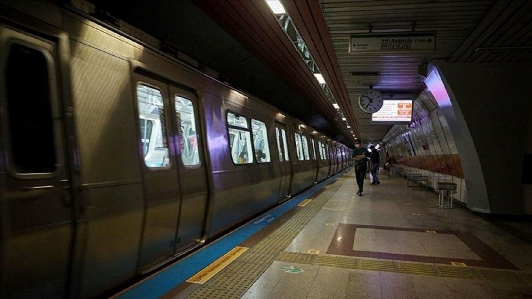 İmamoğlu açıkladı: İstanbul'a 9 yeni metro ve tramvay hattı geliyor