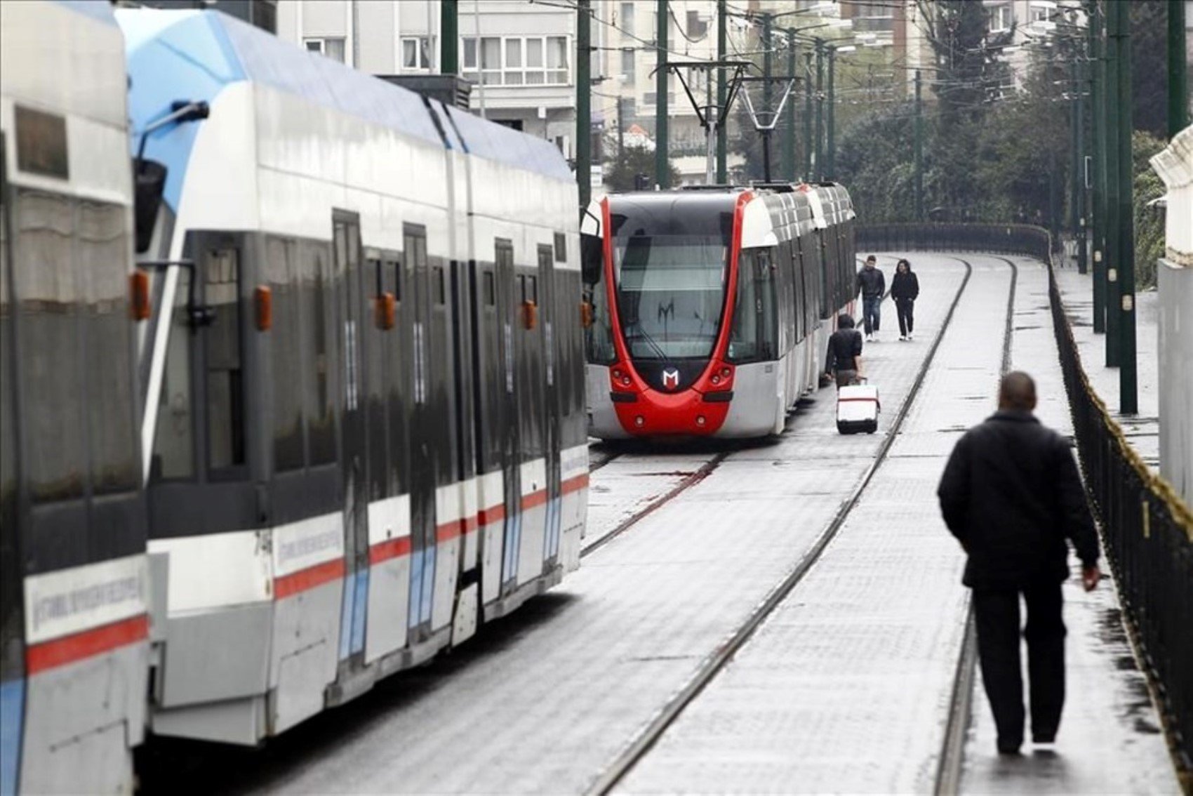 İmamoğlu açıkladı: İstanbul'a 9 yeni metro ve tramvay hattı geliyor