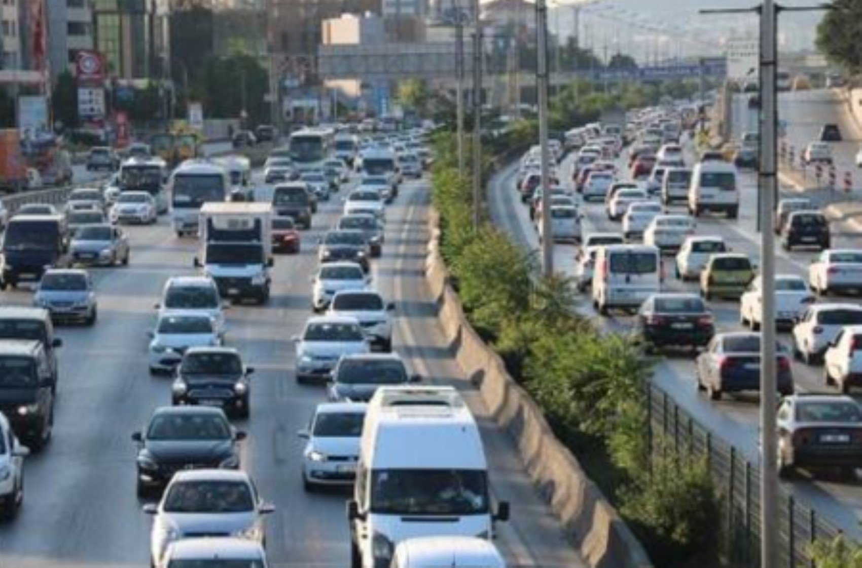 Araç sahipleri dikkat! Eminönü ve Kadıköy'e girişler ücretli olacak