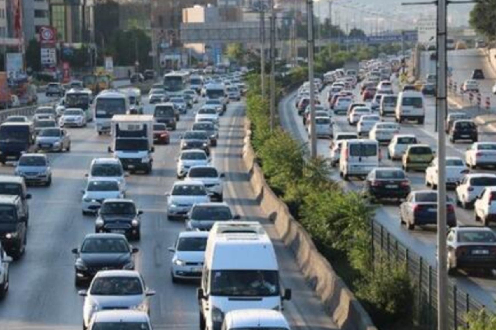 Araç sahipleri dikkat! Eminönü ve Kadıköy'e girişler ücretli olacak