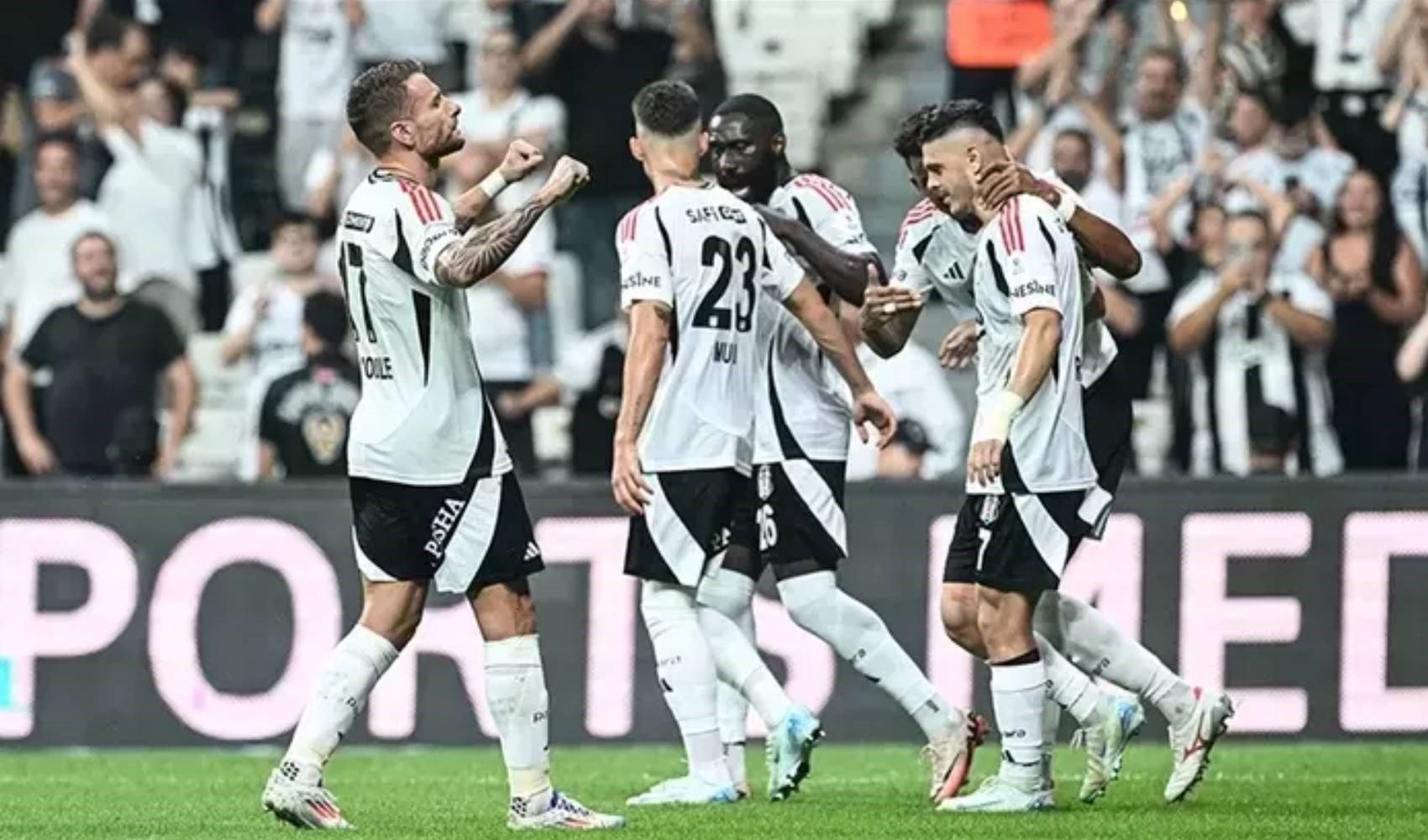 Beşiktaş - Maccabi Tel Aviv muhtemel 11'ler belli oldu mu? Muçi kadroda olacak mı? Beşiktaş - Maccabi Tel Aviv maçı hangi kanalda, saat kaçta?