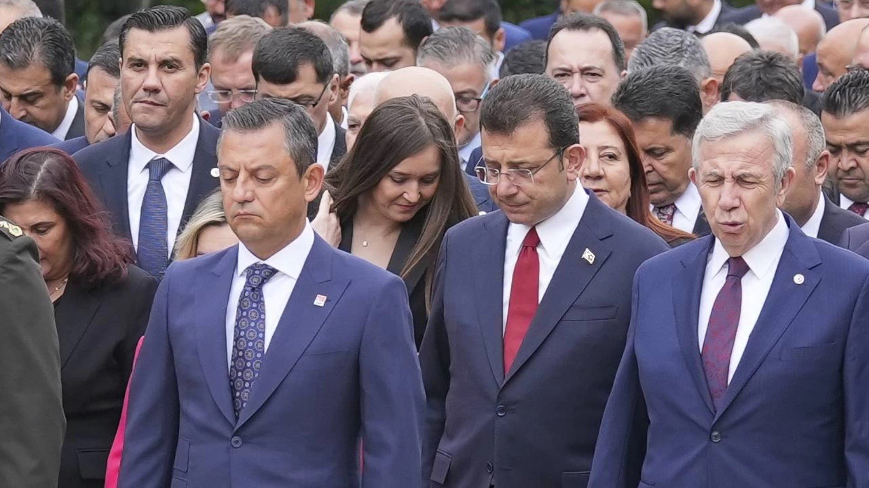 Özgür Özel'den CHP'nin Cumhurbaşkanı adayıyla ilgili açıklama! Dikkat çeken Mansur Yavaş ayrıntısı...