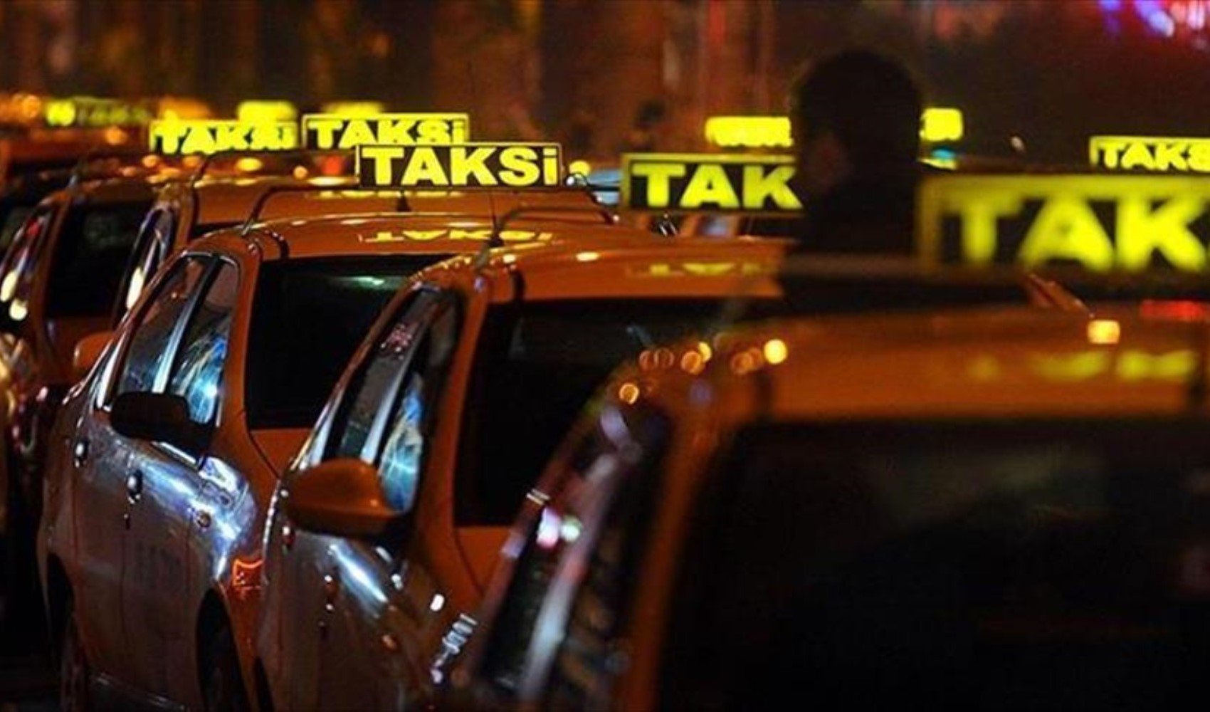 İstanbul’a yeni tasarımlı taksiler geliyor: Renk seçimi anketle belirlenecek