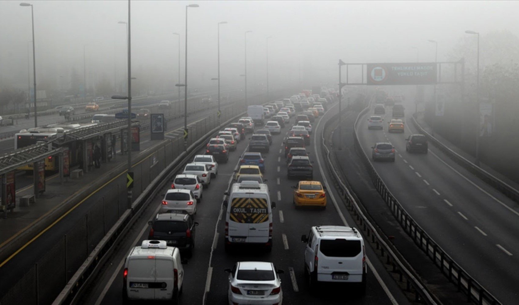 Meteoroloji uyardı: Yarın 'puslu hava' etkisini gösterecek! Azot dioksit gazı kötü kokusuyla hissedilecek