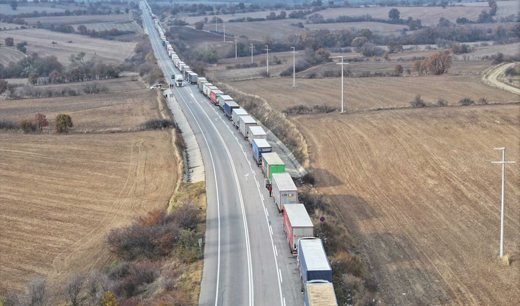 Hamzabeyli Sınır Kapısı'nda 25 kilometrelik TIR kuyruğu