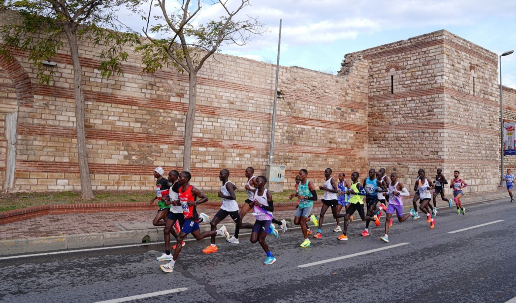 46. İstanbul Maratonu'nu kazanan atletler belli oldu!