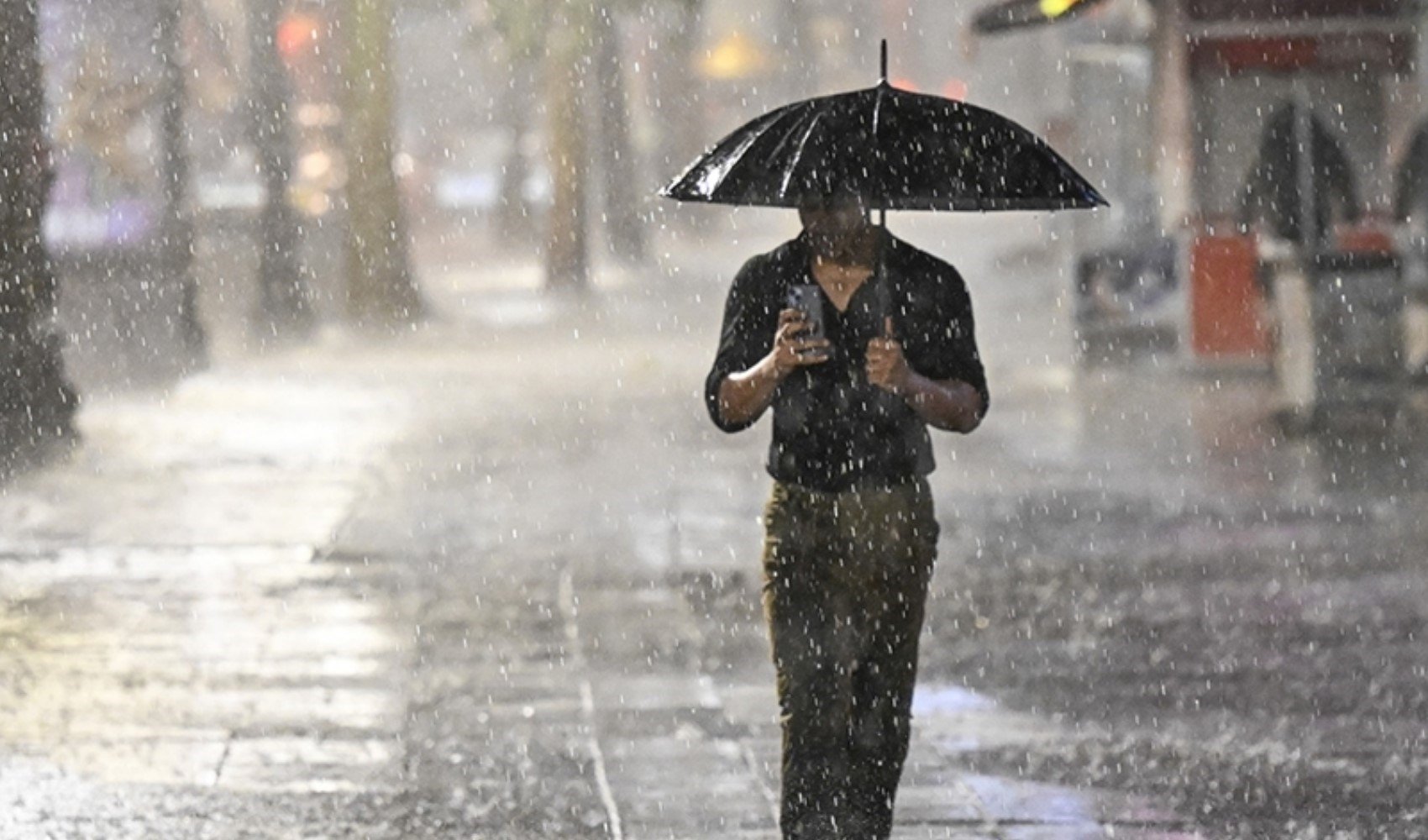 Meteoroloji'den gök gürültülü sağanak uyarısı: İşte il il 30 Kasım Cumartesi hava durumu...