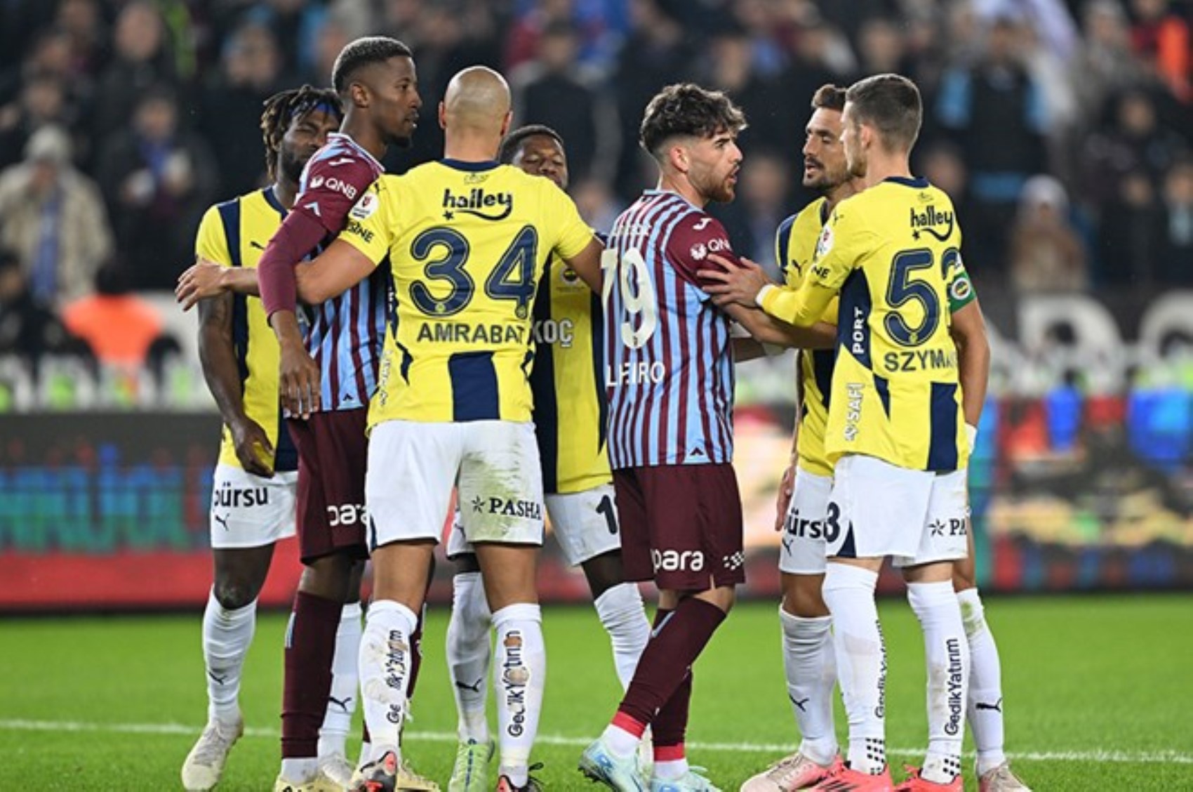 Eski hakemler Trabzonspor - Fenerbahçe maçının tartışmalı pozisyonlarını değerlendirdi