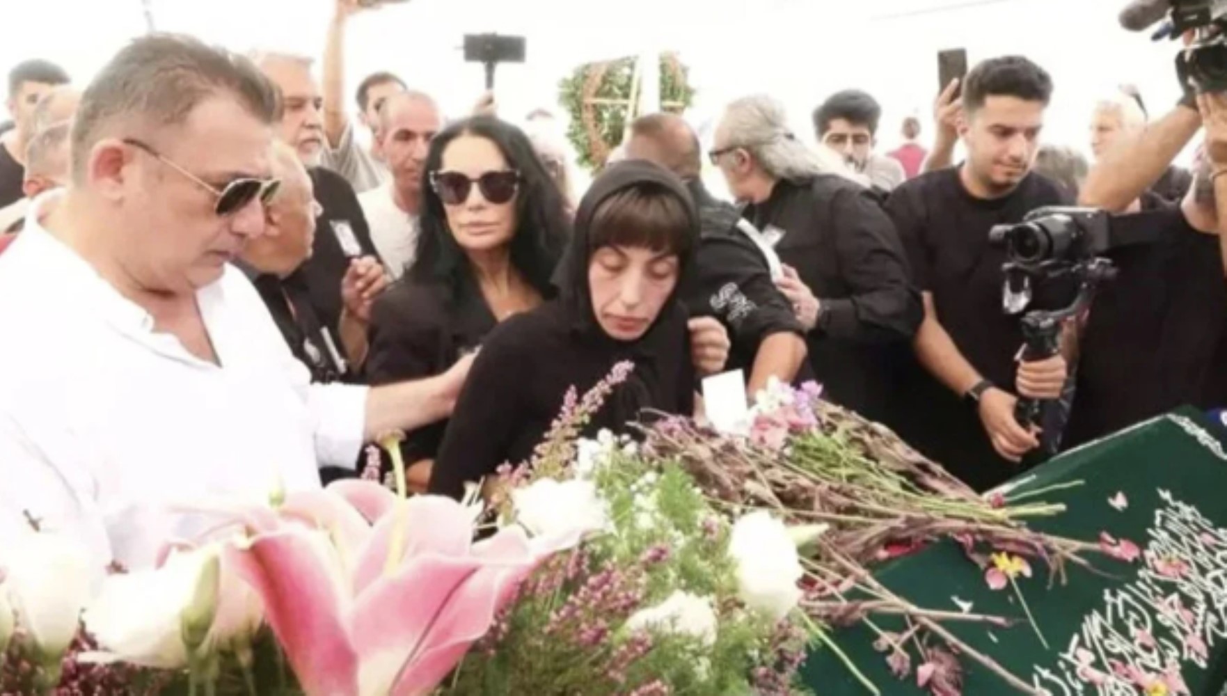 Arriva il post di Anjelik Calvin, figlia di Ahu Tuğba: 'Sto soffrendo molto'