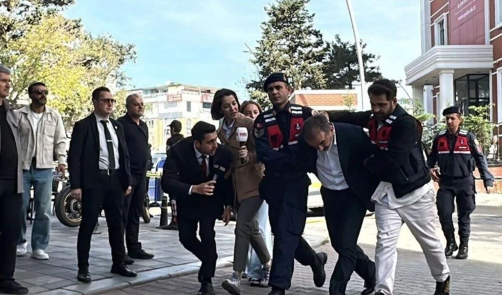 Yenidoğan Çetesi’ni çökerten savcı yine gündem oldu!