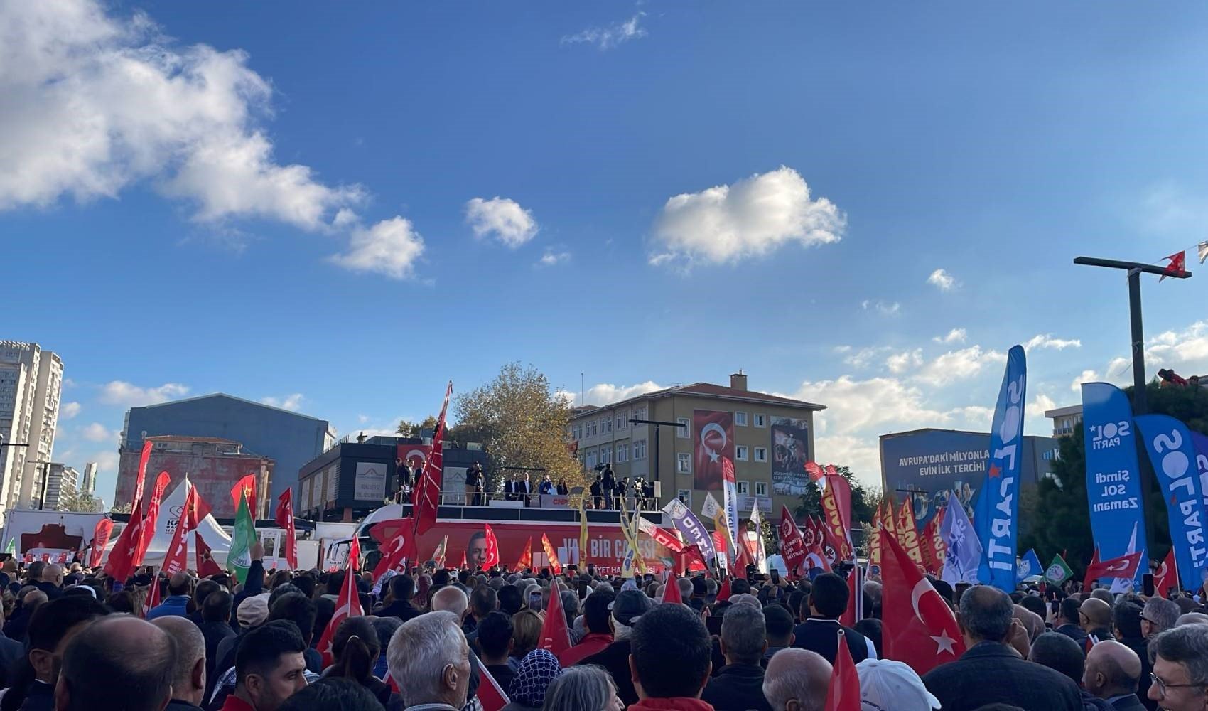 Ahmet Hakan'dan iktidara 'kayyum' sorusu: 'Bu soruların yanıtlanması şart'