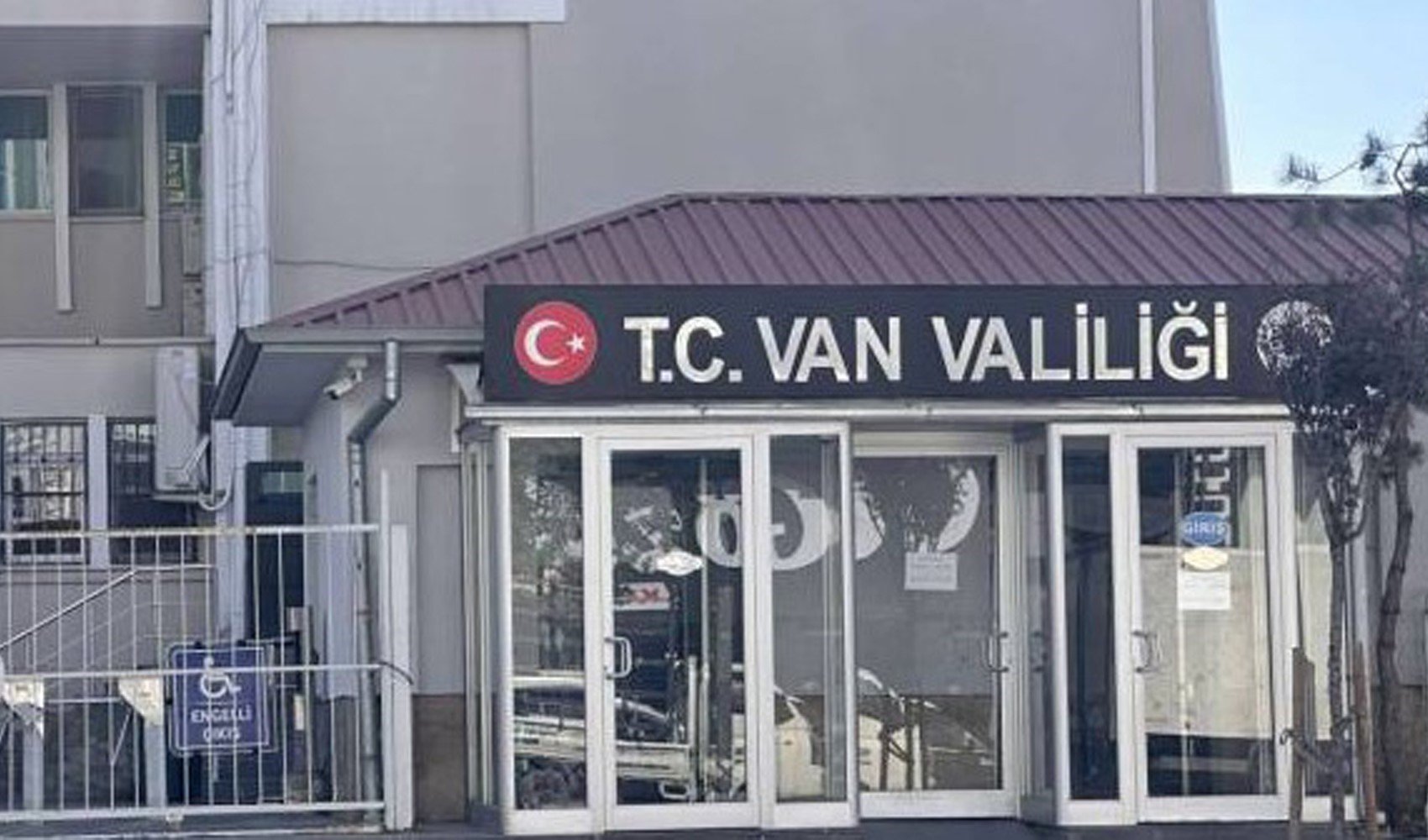 Van Valiliği kentte 3 gün gösteri ve etkinlikleri yasakladı