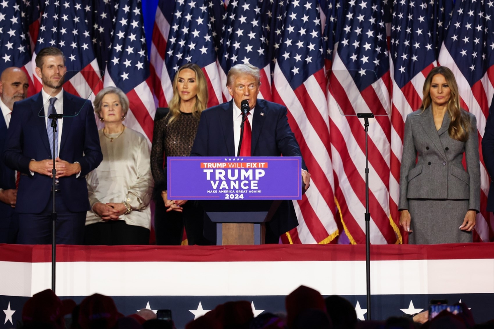 Cosa farà nel nuovo mandato? Ecco le 7 promesse elettorali del neoeletto presidente USA Trump