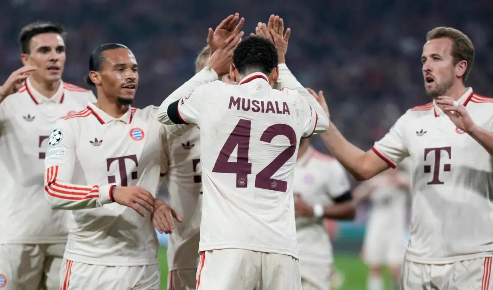 UEFA Şampiyonlar liginde gecenin sonuçları: Hangi maç kaç kaç bitti? Bayern Münih maçı kaç kaç bitti? Barcelona maçı kaç kaç bitti? Arsenal kazandı mı?