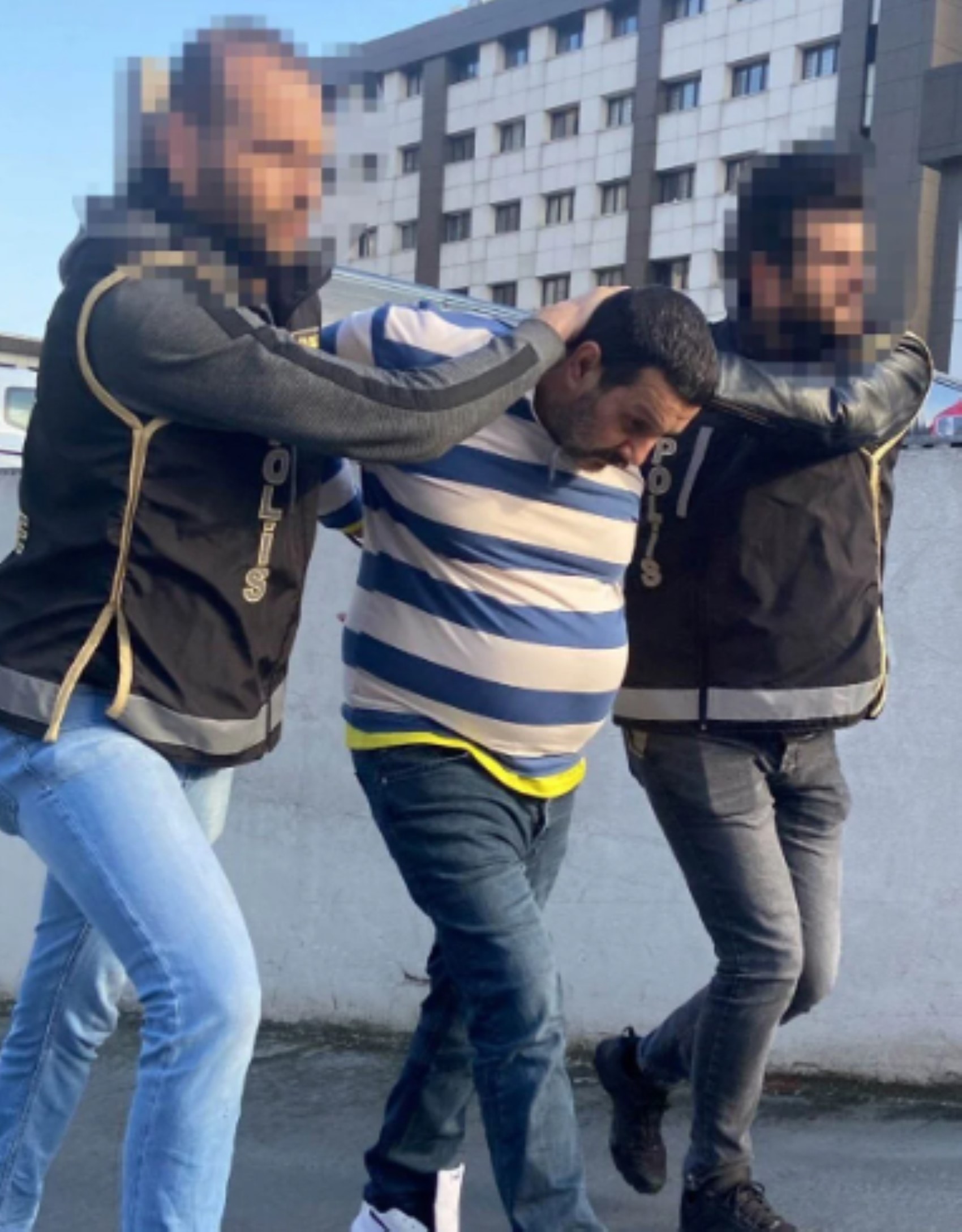 Barış Boyun çetesinin tetikçisi ünlü manken çıktı!