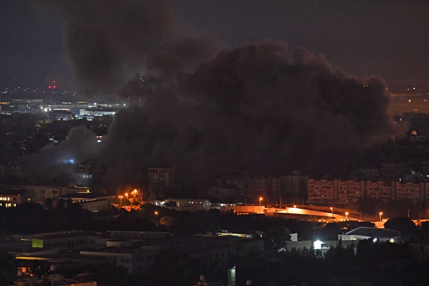 İsrail'in Gazze'ye saldırıları devam ediyor: En az 14 Filistinli öldü