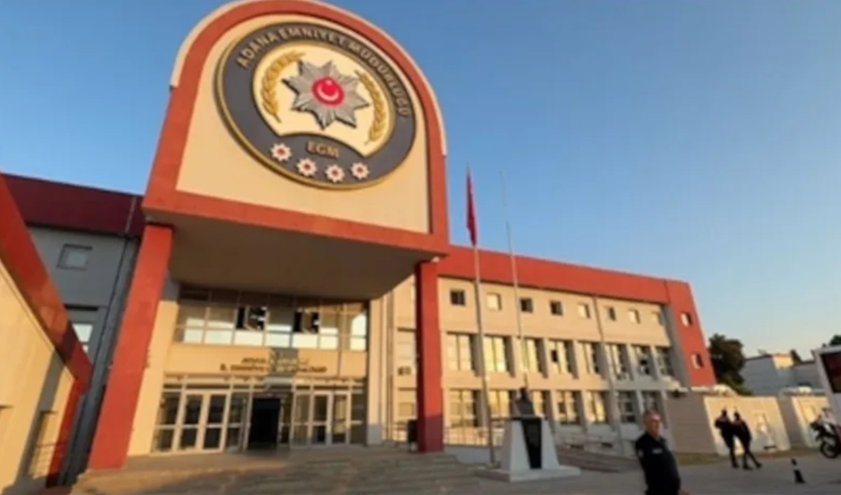 Furto di munizioni alla Questura di Adana: 11 arresti
